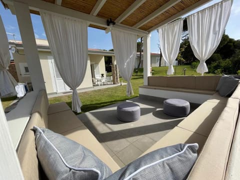 Patio, Garden, Garden view