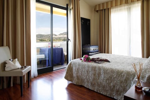 Bed, Decorative detail