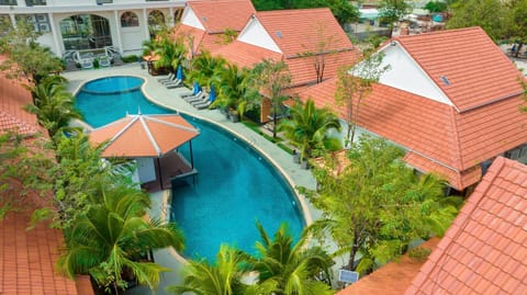 Property building, Swimming pool