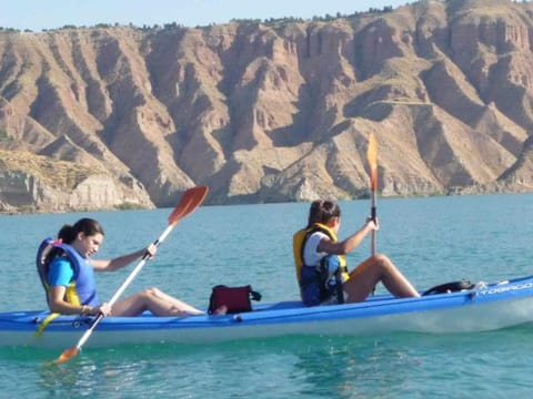 Day, People, Natural landscape, Activities, Canoeing, Lake view, Mountain view, River view