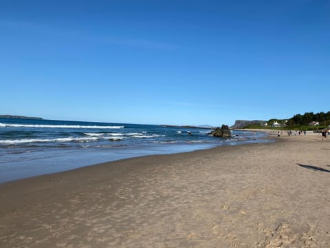 Quay House, North Coast 6 bedroom holiday home House in Ballycastle