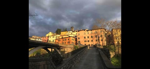 Casa Robina Apartment in Barga