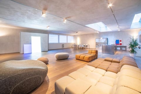 Communal lounge/ TV room, Living room