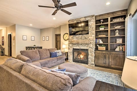 Dock and Kayaks Alexandria Chain of Lakes Escape! House in Alexandria