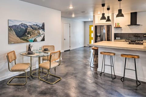 Modern Missoula Home about 2 Miles to Downtown! House in Missoula