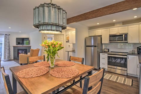 Updated Port Orchard Home, Walk to Waterfront House in Port Orchard