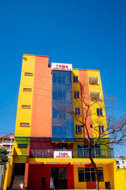 Property building, Facade/entrance