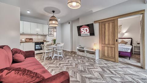 TV and multimedia, Kitchen or kitchenette, Living room, Seating area, Dining area