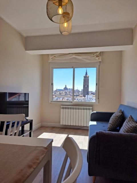 Living room, Dining area, City view