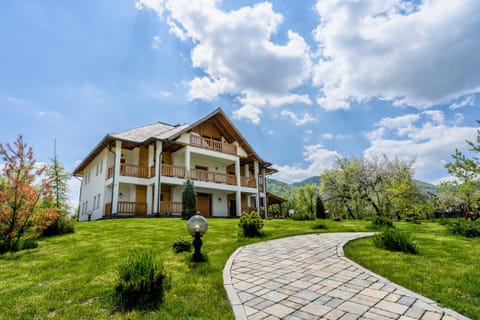 Property building, Garden, Garden view