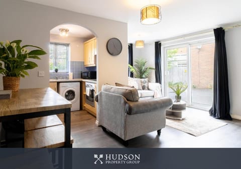 Living room, Dining area, kitchen