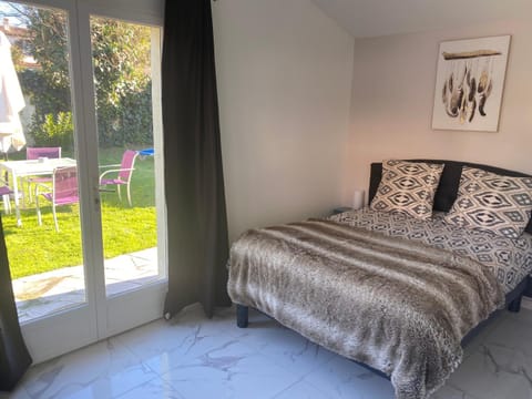 Studio climatisé avec piscine et jardin Apartment in Villeneuve-Loubet