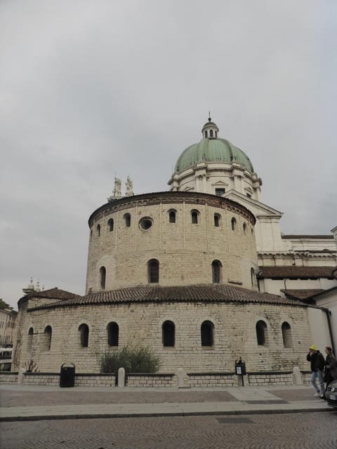 Nearby landmark