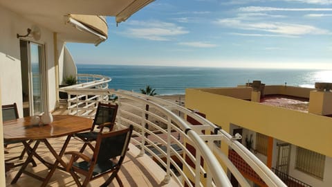 Balcony/Terrace, Beach, Sea view, hair dresser