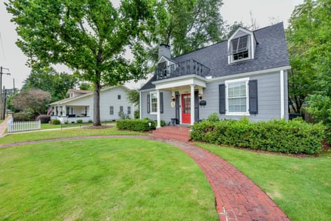 Bama Hideout House in Northport