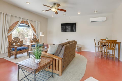 Private Desert Garden Cozy Tucson Casita House in Casas Adobes