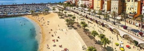 Charmant studio avec coin nuit - vieille ville CLIMATISE Apartment in Menton