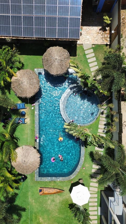 Day, Garden, Garden view, Pool view, Swimming pool, sunbed