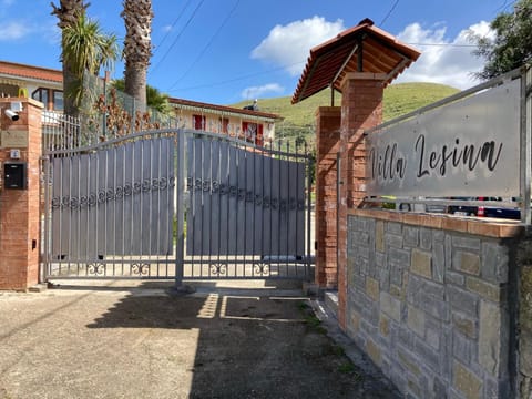 Property building, Facade/entrance, Property logo or sign