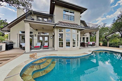 Sacred Vista House in Horseshoe Bay