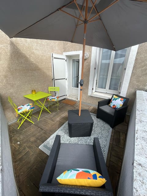 Logement entier: Appartement avec Terrasse Quartier de la Gare Apartment in Amboise