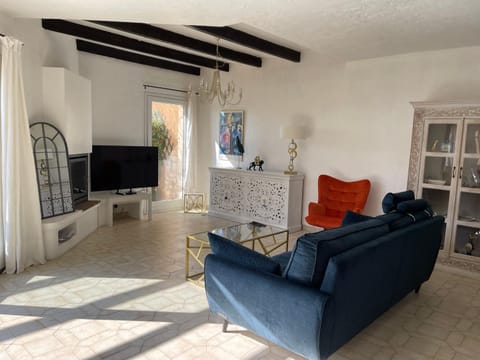 Villa Lucie House in Valbonne