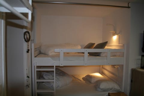 Le Flocon-Studio cabine-Balcon 4-6 Pers à 100m des pistes Cabin in Provence-Alpes-Côte d'Azur