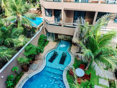 Garden, Swimming pool