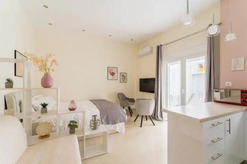Living room, Photo of the whole room, Seating area