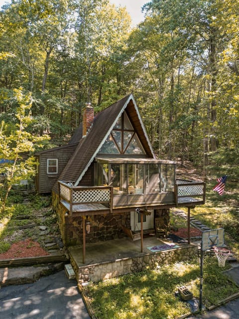 Escape in our Rain-Forest A-Frame Retreat with Hot Tub at The Kairos Cabin Cabin in Luzerne County