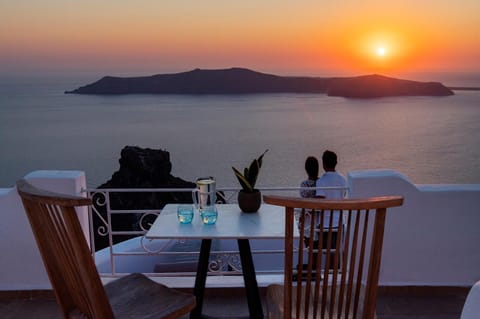 View (from property/room), Balcony/Terrace, Sea view, Sunset