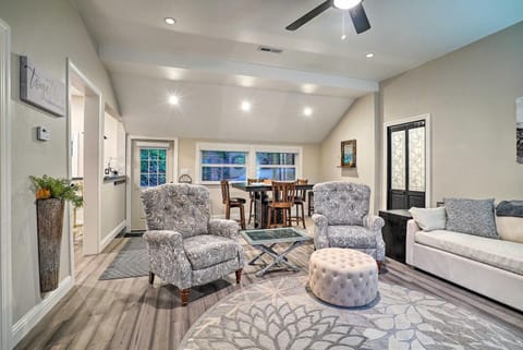 California Cottage Less Than 4 Mi to Redwood Hiking Trails House in Ben Lomond