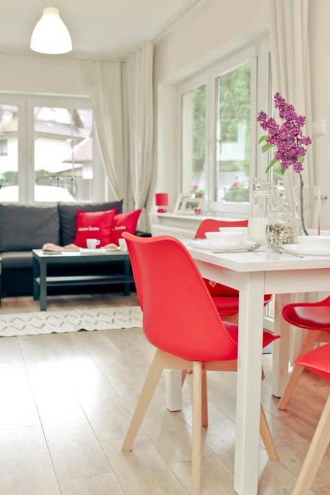 Living room, Seating area, Bedroom
