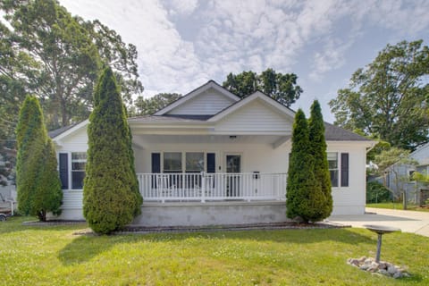 Family Home with Pool! 5 Mi to Ocean City Beach House in Somers Point