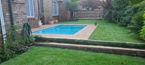 Swimming pool, Swimming pool