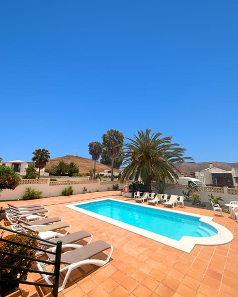 Pool view, Swimming pool, sunbed