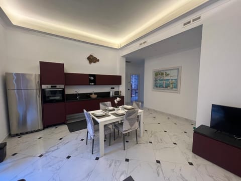 APPARTAMENTO DANTE ALASSIO Apartment in Liguria