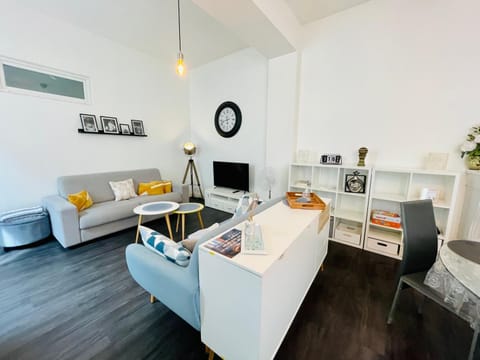 L'appartement du Temple à Vienne Apartment in Auvergne-Rhône-Alpes