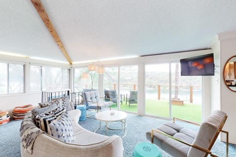 Casa del Lago House in Marble Falls