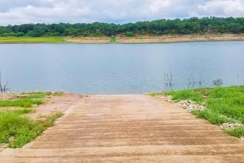 Harbor Paradise House in Lake Travis
