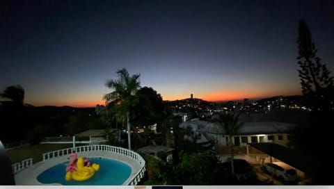 Casa con vista espectacular al mar con alberca House in Acapulco