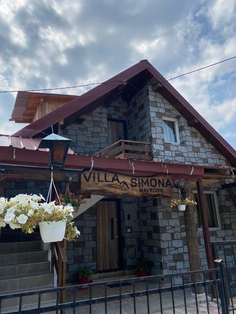 Property building, Facade/entrance, Property logo or sign