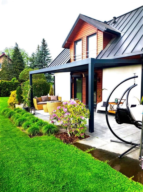Balcony/Terrace, Garden view