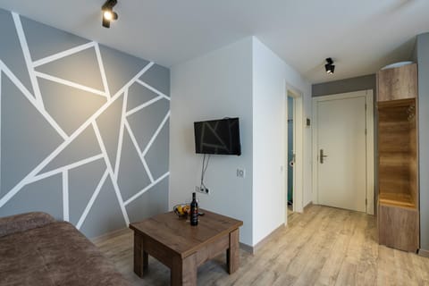 Communal lounge/ TV room, Living room, Seating area