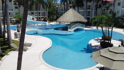 Solarium, Pool view, Swimming pool