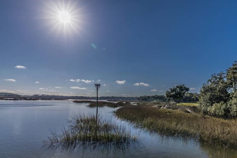 Dataw Island 2004 Bluff Villa House in Saint Helena Island