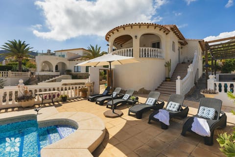 Villa Puerto Blanco by Abahana Villas Villa in Calp