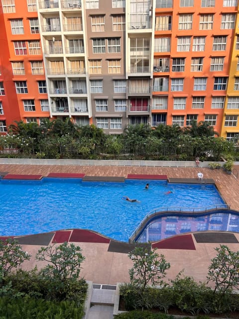 Property building, Swimming pool