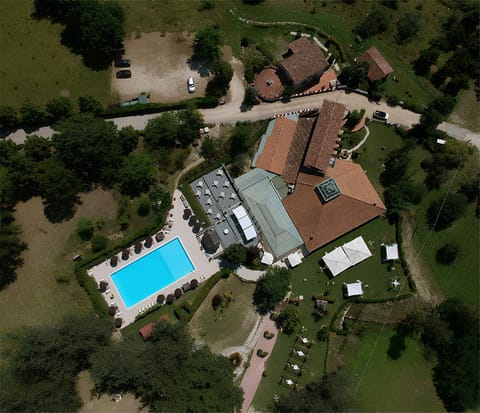 Property building, Natural landscape, Bird's eye view, Pool view, Swimming pool