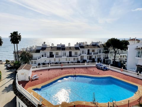 Cozy Apartment on the Beach Apartment in Sitio de Calahonda